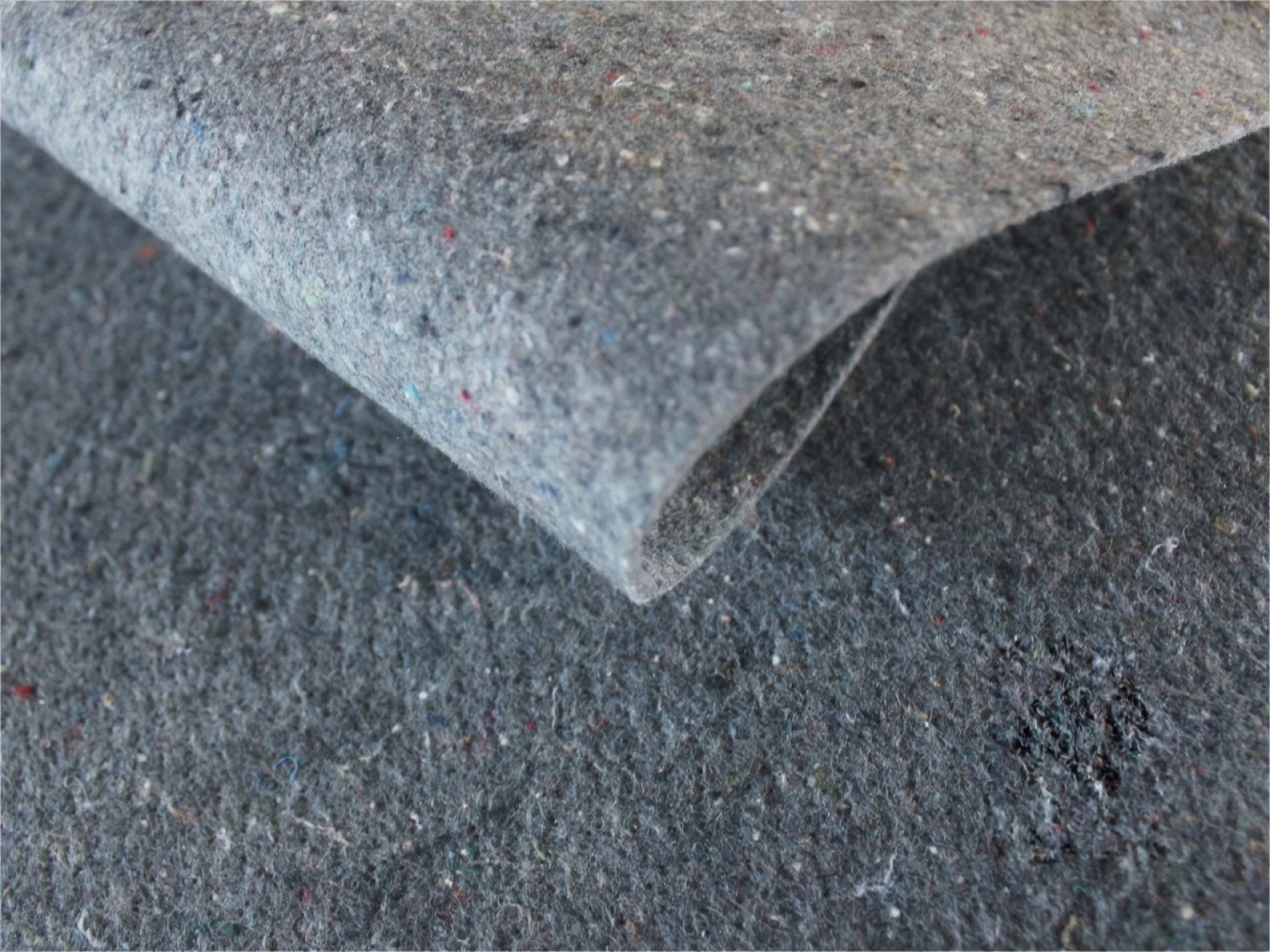 Термовойлок (300 г/м.кв., 210 см, 30 м)