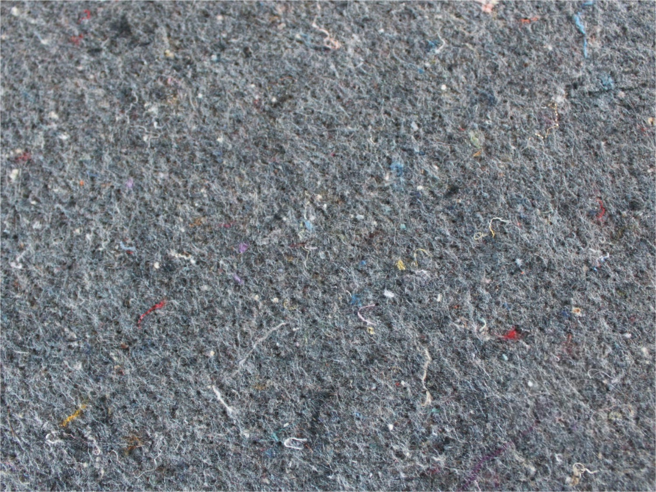 Термовойлок (300 г/м.кв., 210 см, 30 м)